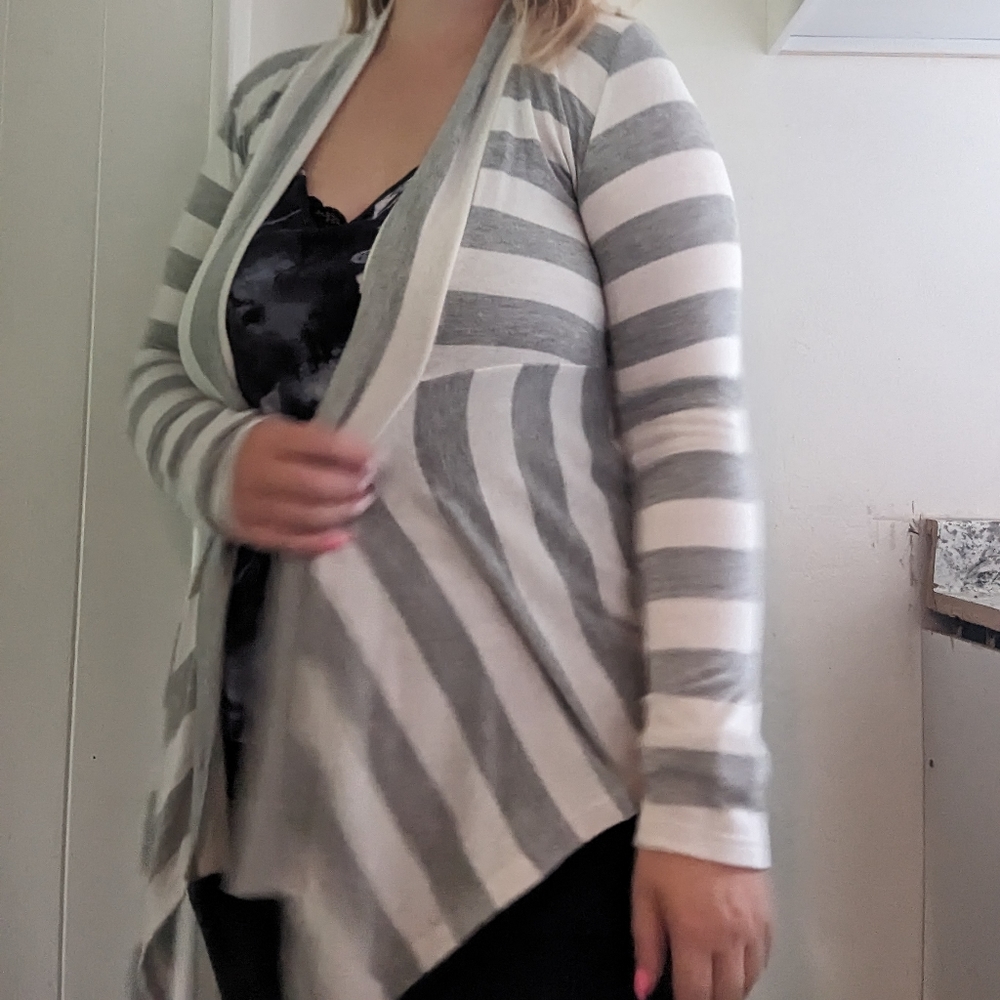 Stripped Tunic Cardigan - Picture 7 of 7